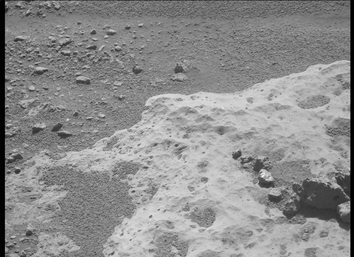 This image was taken by MCZ_RIGHT onboard NASA's Mars rover Perseverance on Sol 125
