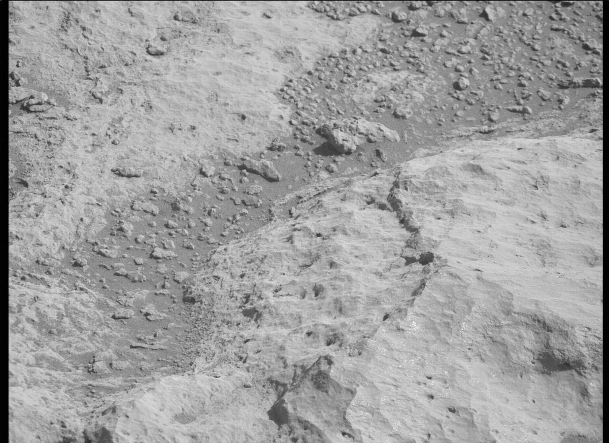 This image was taken by MCZ_RIGHT onboard NASA's Mars rover Perseverance on Sol 125