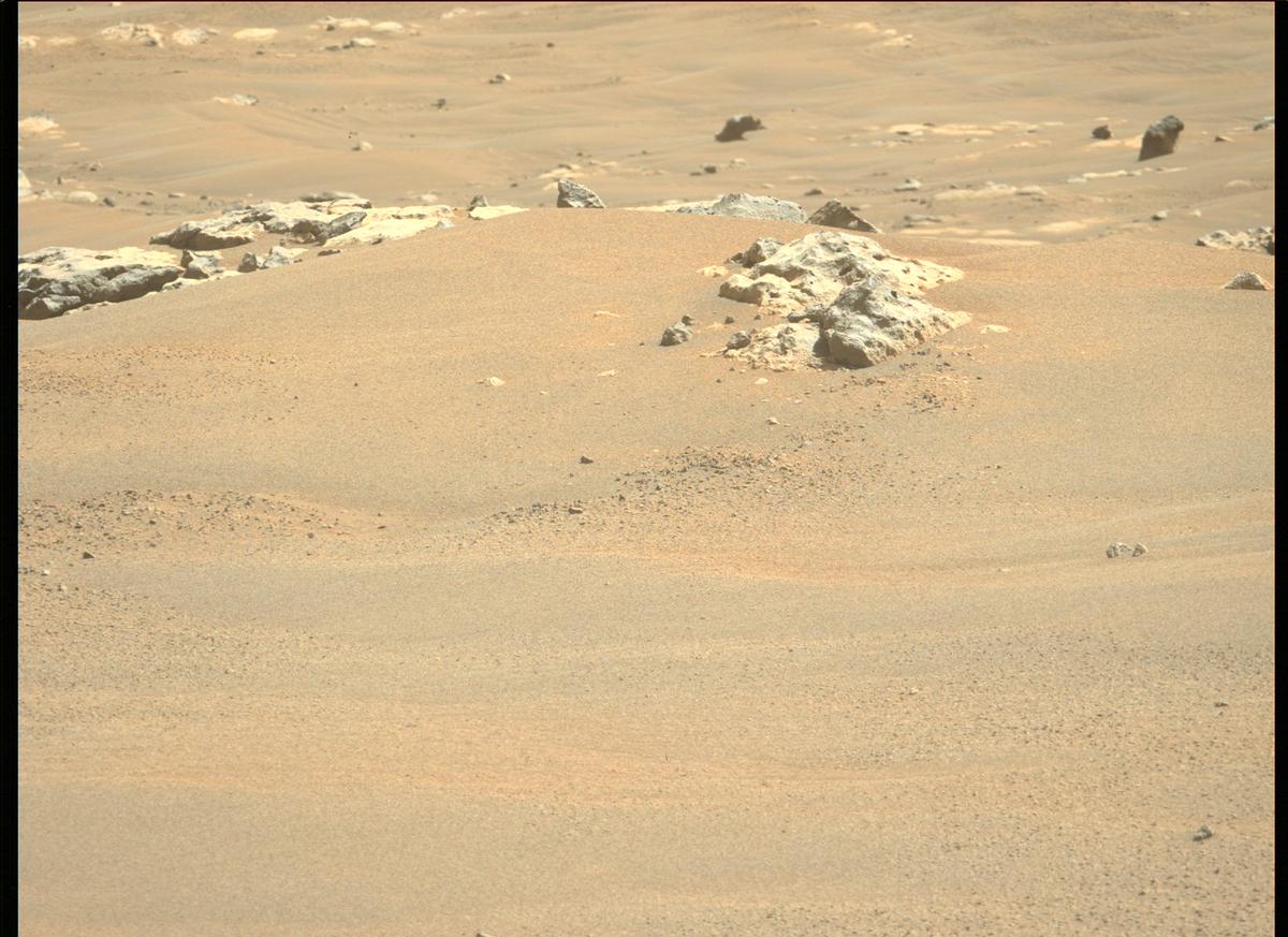 This image was taken by MCZ_LEFT onboard NASA's Mars rover Perseverance on Sol 127