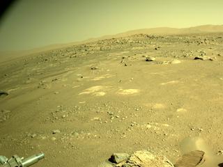View image taken on Mars, Mars Perseverance Sol 128: Right Navigation Camera (Navcam)