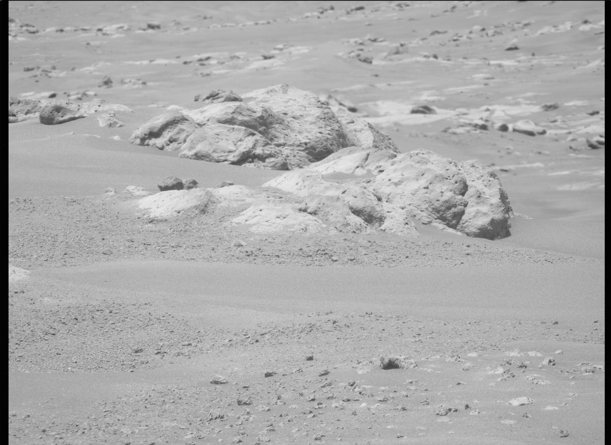 This image was taken by MCZ_LEFT onboard NASA's Mars rover Perseverance on Sol 128