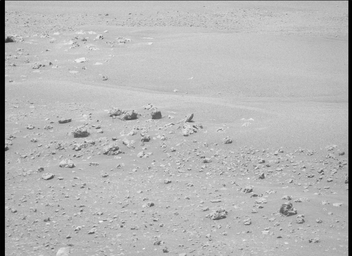 This image was taken by MCZ_RIGHT onboard NASA's Mars rover Perseverance on Sol 128