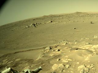 View image taken on Mars, Mars Perseverance Sol 129: Left Navigation Camera (Navcam)