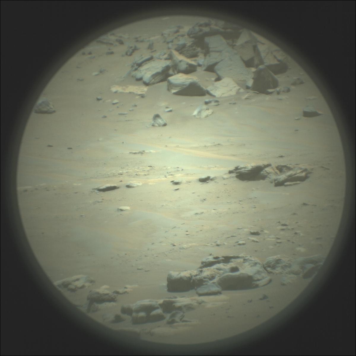 This image was taken by SUPERCAM_RMI onboard NASA's Mars rover Perseverance on Sol 129