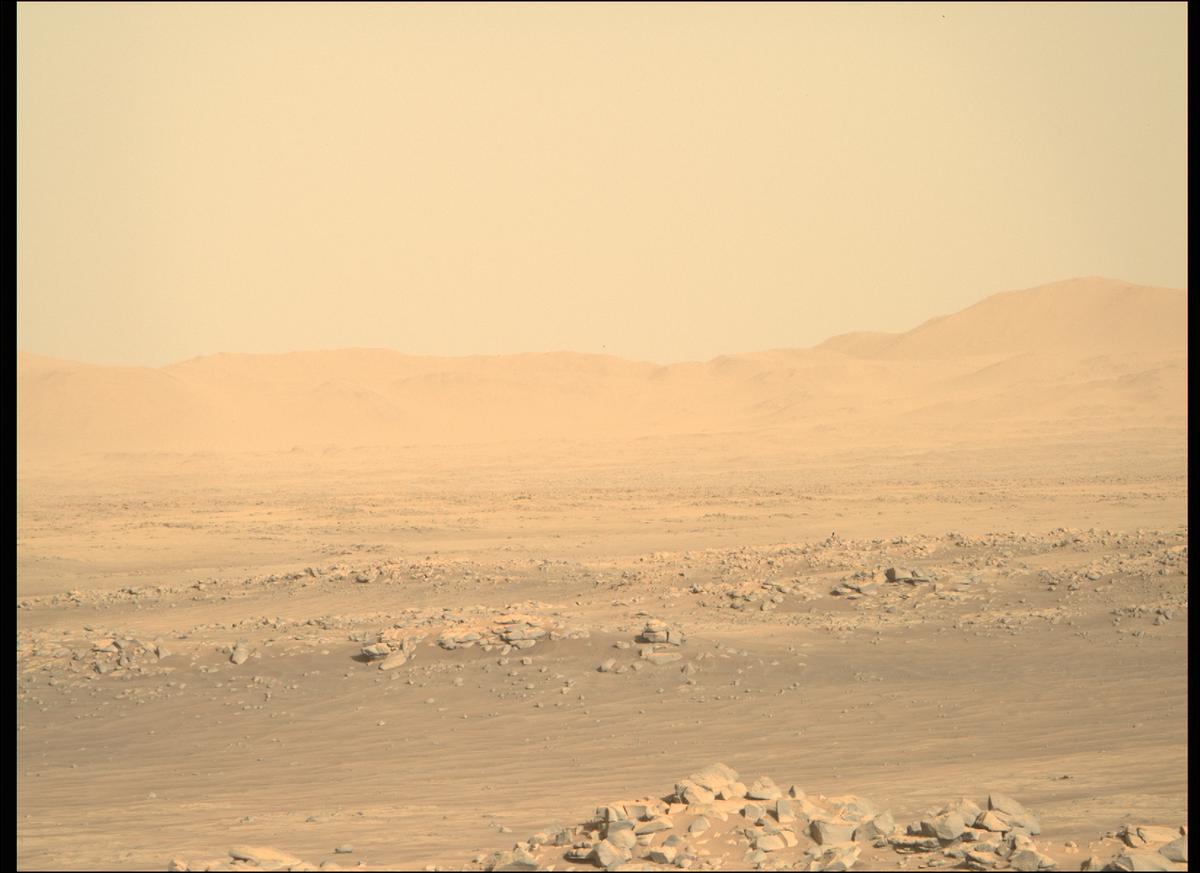 This image was taken by MCZ_RIGHT onboard NASA's Mars rover Perseverance on Sol 134