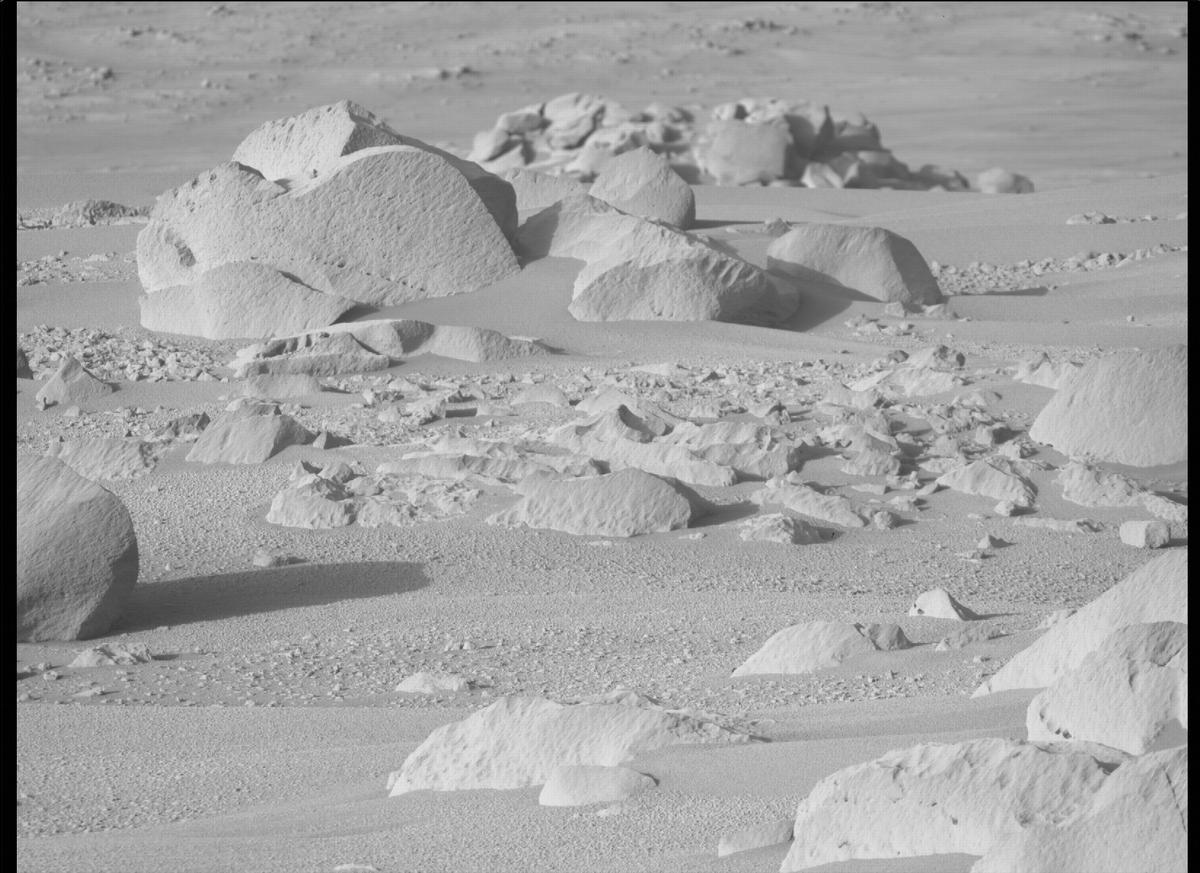 This image was taken by MCZ_RIGHT onboard NASA's Mars rover Perseverance on Sol 134