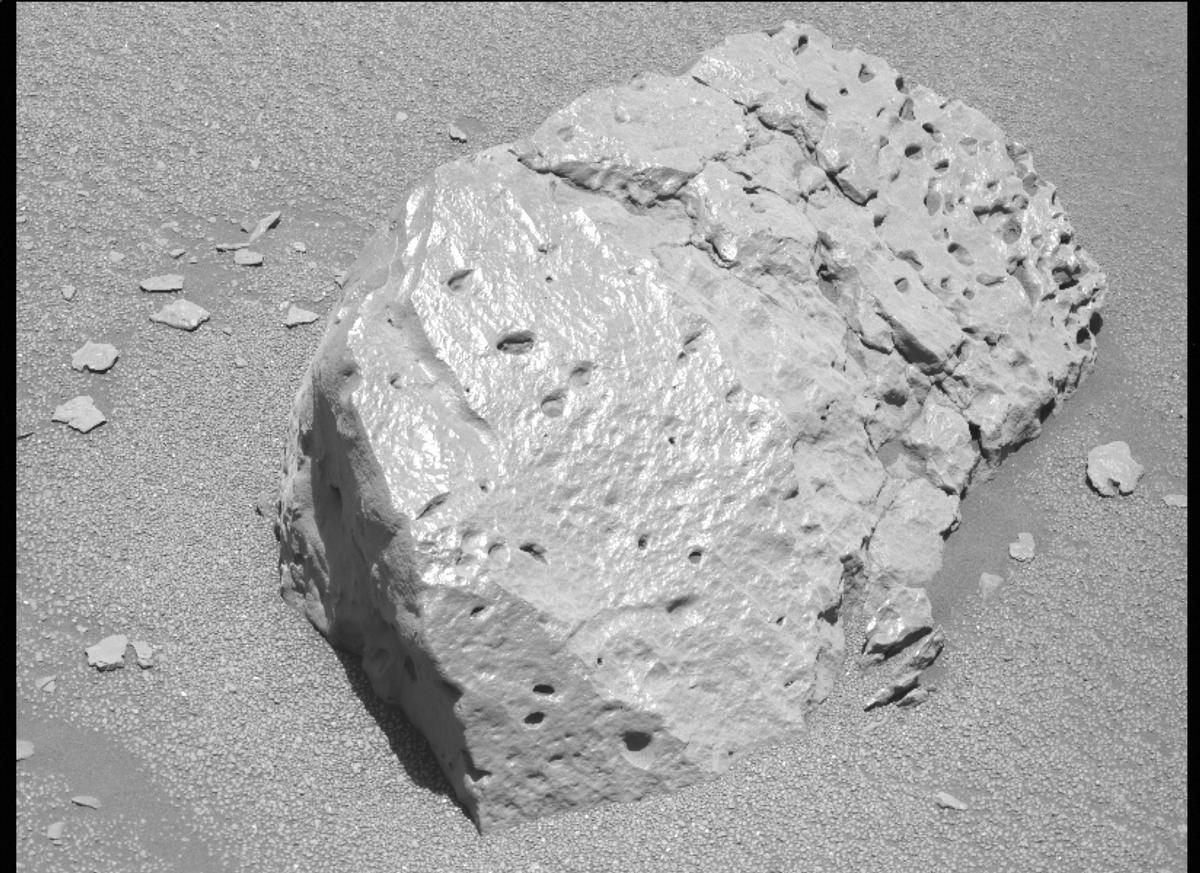 This image was taken by MCZ_LEFT onboard NASA's Mars rover Perseverance on Sol 135