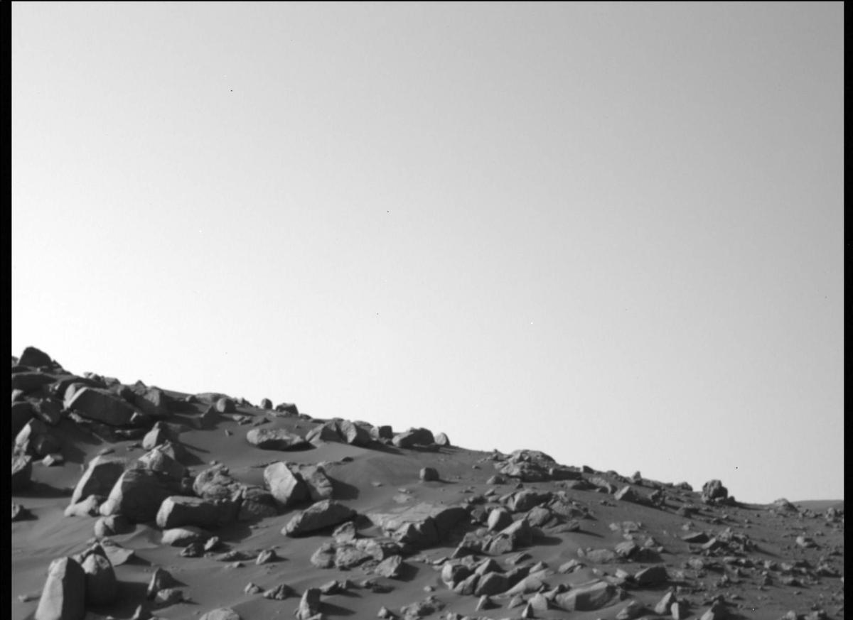 This image was taken by MCZ_LEFT onboard NASA's Mars rover Perseverance on Sol 135