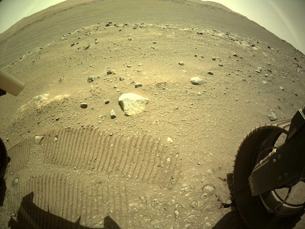 This image was taken by REAR_HAZCAM_RIGHT onboard NASA's Mars rover Perseverance on Sol 136