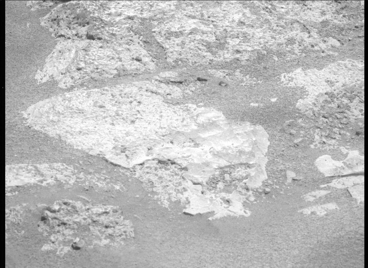 This image was taken by MCZ_LEFT onboard NASA's Mars rover Perseverance on Sol 136