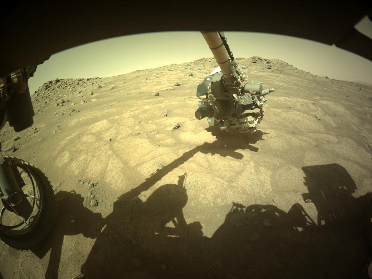 This image was taken by FRONT_HAZCAM_LEFT_A onboard NASA's Mars rover Perseverance on Sol 138