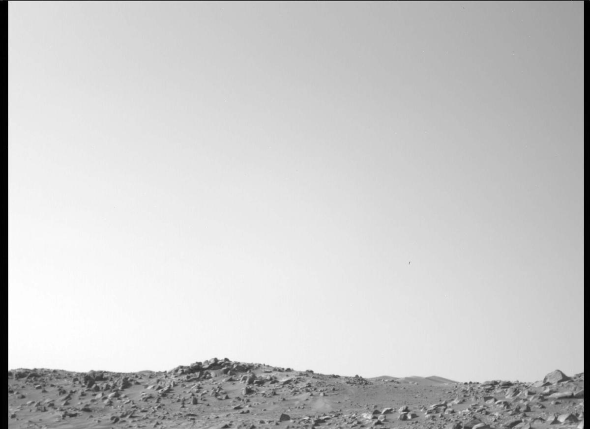 This image was taken by MCZ_RIGHT onboard NASA's Mars rover Perseverance on Sol 141