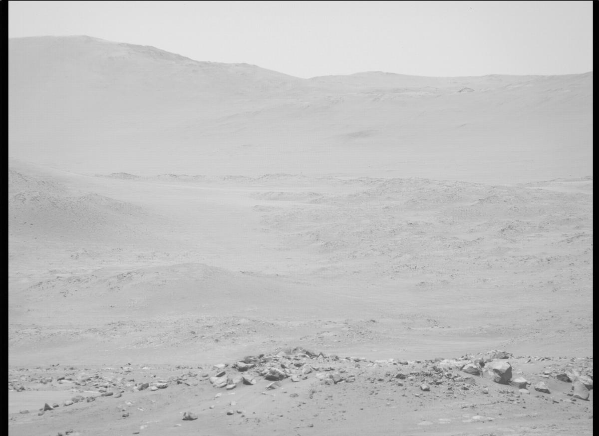 This image was taken by MCZ_RIGHT onboard NASA's Mars rover Perseverance on Sol 144