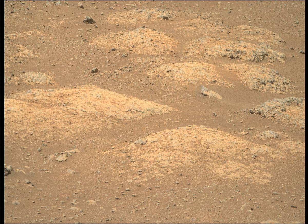 This image was taken by MCZ_RIGHT onboard NASA's Mars rover Perseverance on Sol 145