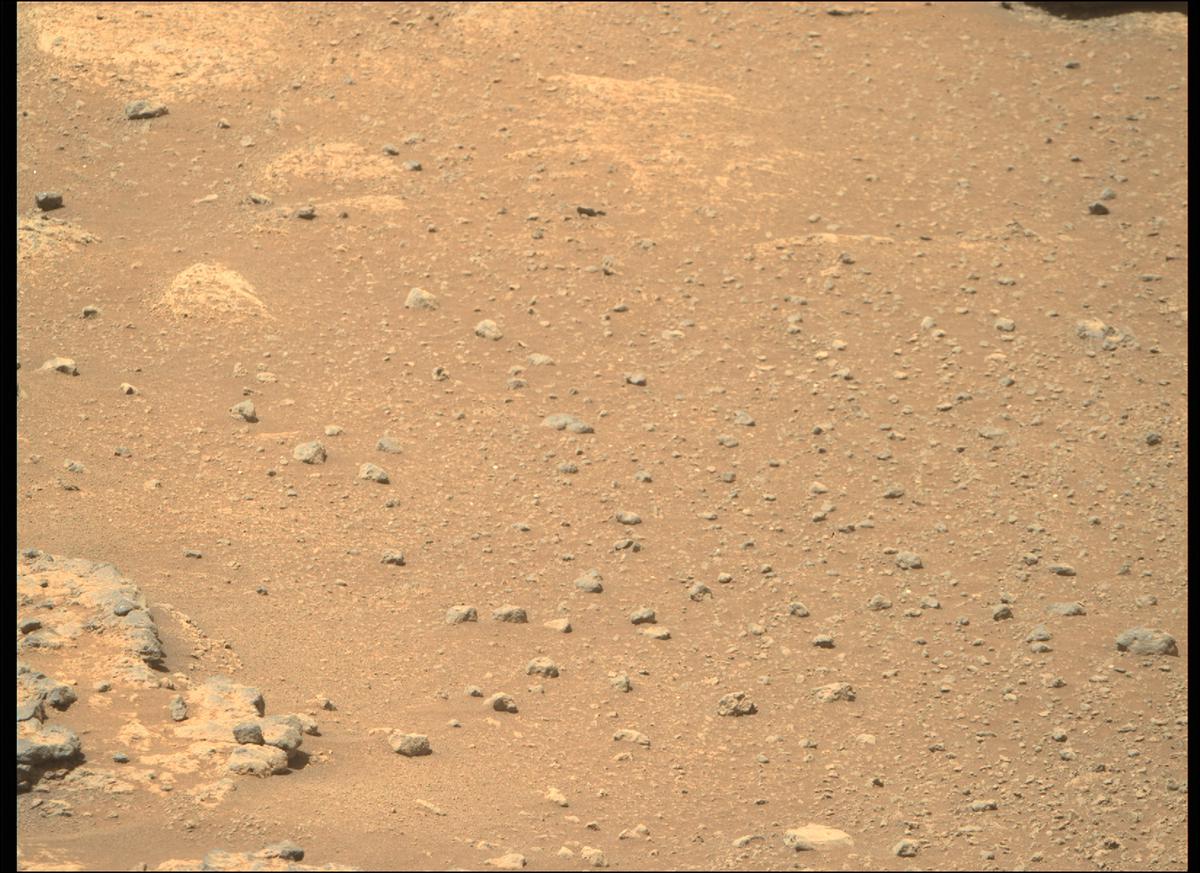 This image was taken by MCZ_RIGHT onboard NASA's Mars rover Perseverance on Sol 145