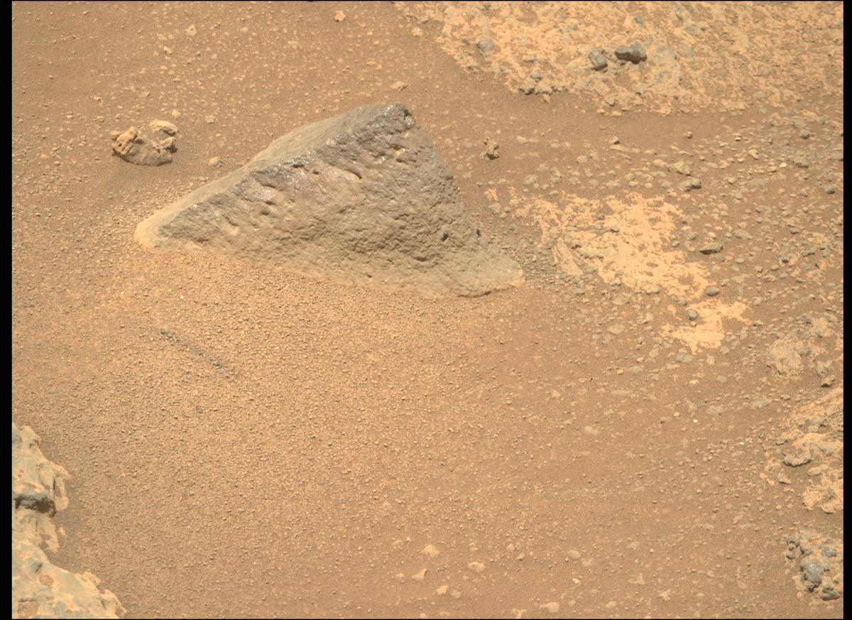 This image was taken by MCZ_RIGHT onboard NASA's Mars rover Perseverance on Sol 150