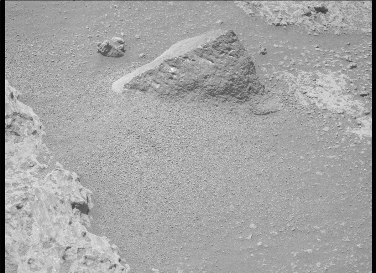 This image was taken by MCZ_LEFT onboard NASA's Mars rover Perseverance on Sol 152