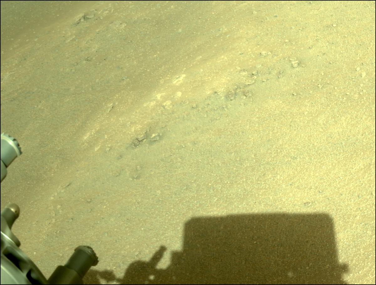 This image was taken by NAVCAM_LEFT onboard NASA's Mars rover Perseverance on Sol 173