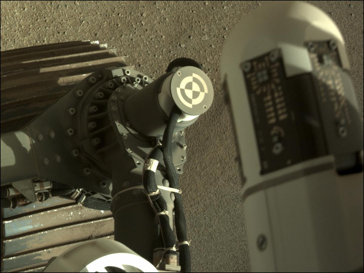 This image was taken by NAVCAM_LEFT onboard NASA's Mars rover Perseverance on Sol 173