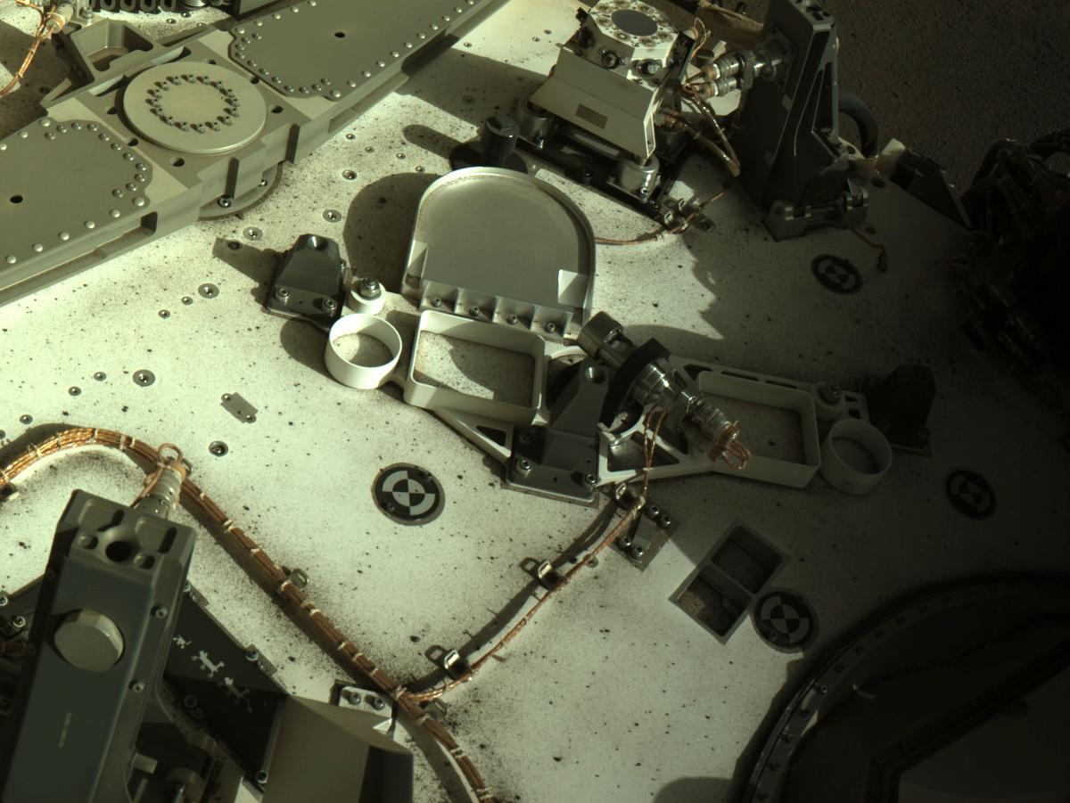 This image was taken by NAVCAM_LEFT onboard NASA's Mars rover Perseverance on Sol 173