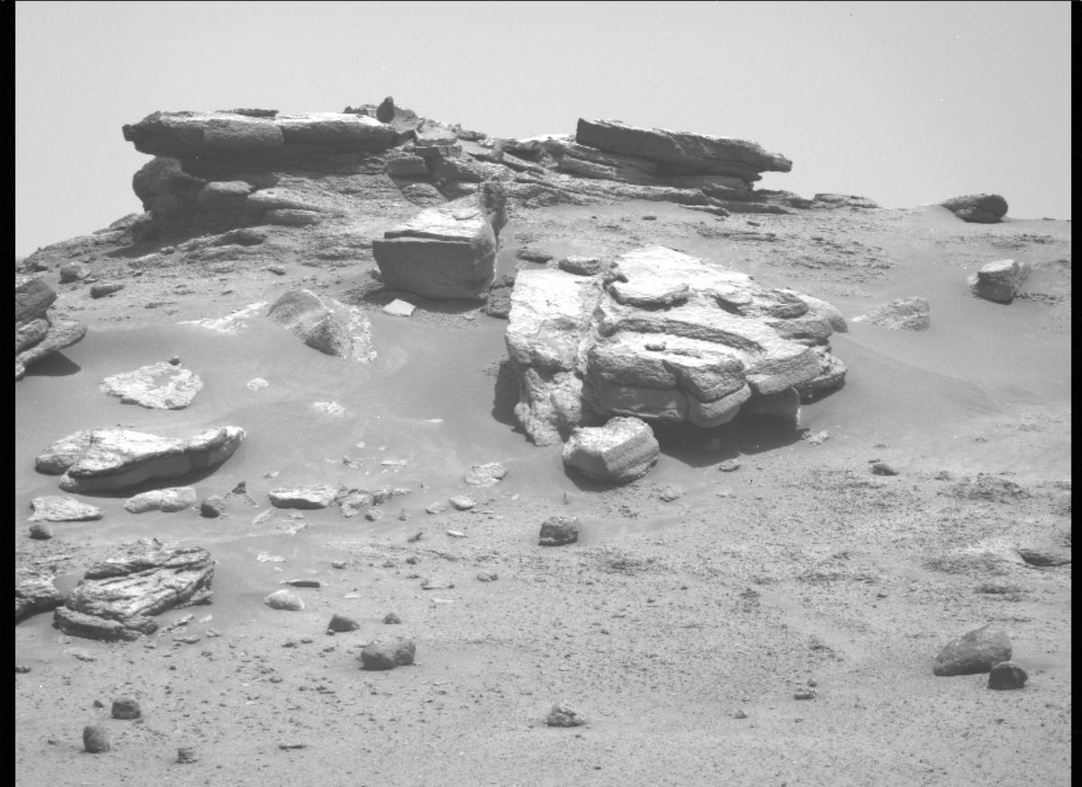 This image was taken by MCZ_RIGHT onboard NASA's Mars rover Perseverance on Sol 173