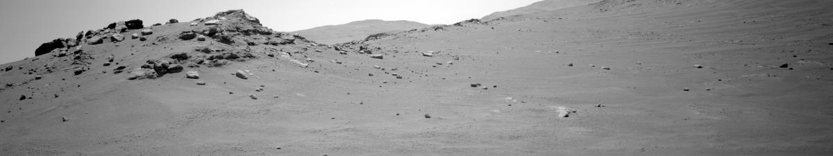 This image was taken by NAVCAM_LEFT onboard NASA's Mars rover Perseverance on Sol 175