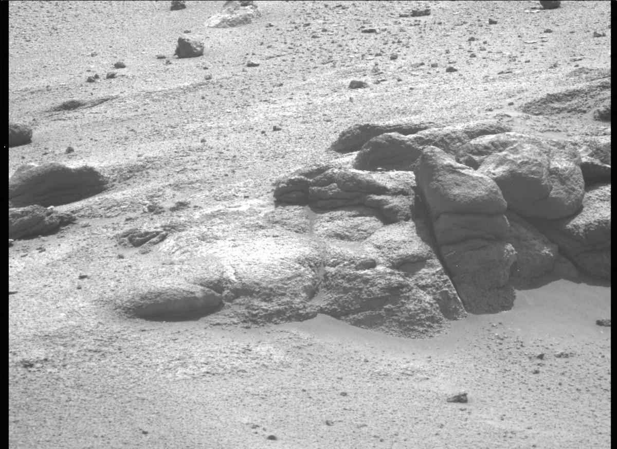 This image was taken by MCZ_LEFT onboard NASA's Mars rover Perseverance on Sol 175