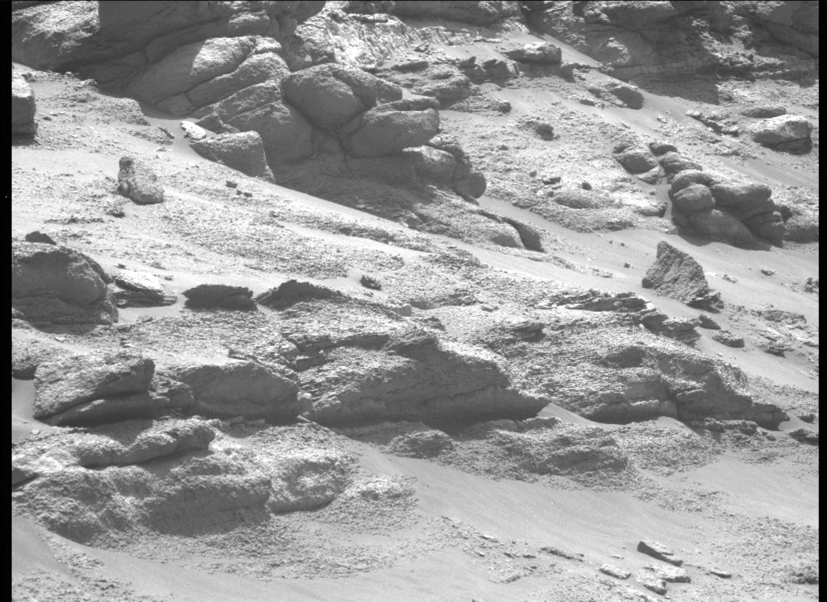 This image was taken by MCZ_LEFT onboard NASA's Mars rover Perseverance on Sol 175