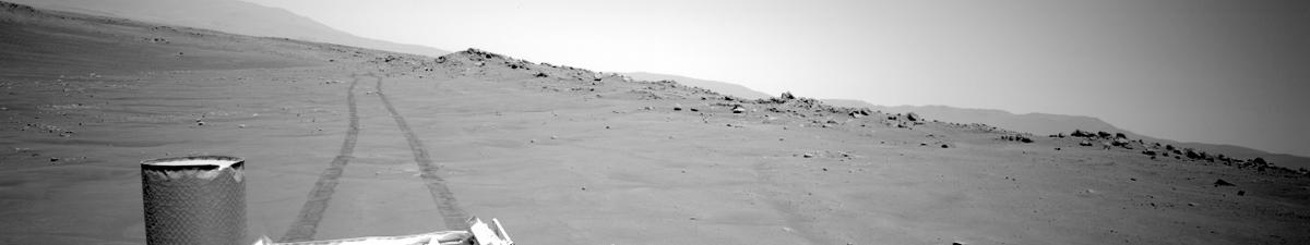 This image was taken by NAVCAM_LEFT onboard NASA's Mars rover Perseverance on Sol 178