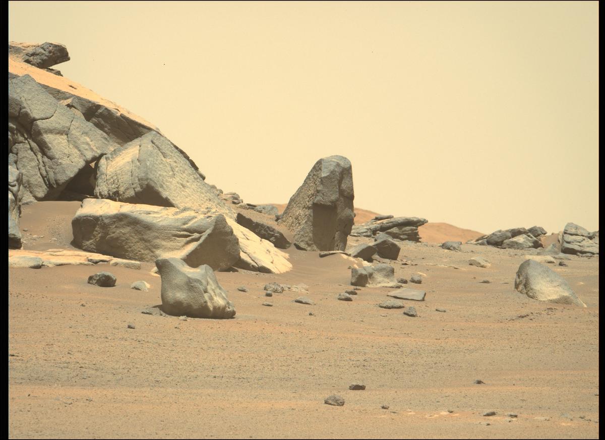 This image was taken by MCZ_LEFT onboard NASA's Mars rover Perseverance on Sol 178