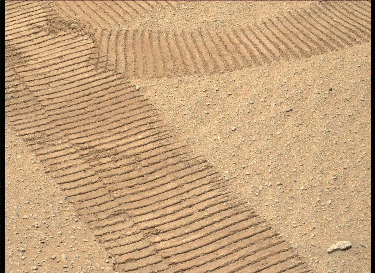 This image was taken by MCZ_LEFT onboard NASA's Mars rover Perseverance on Sol 182