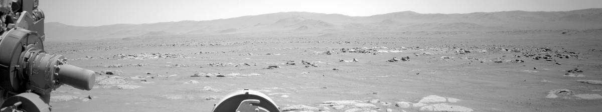 This image was taken by NAVCAM_LEFT onboard NASA's Mars rover Perseverance on Sol 184