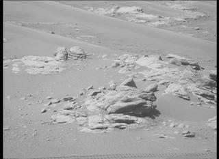 View image taken on Mars, Mars Perseverance Sol 184: Right Mastcam-Z Camera
