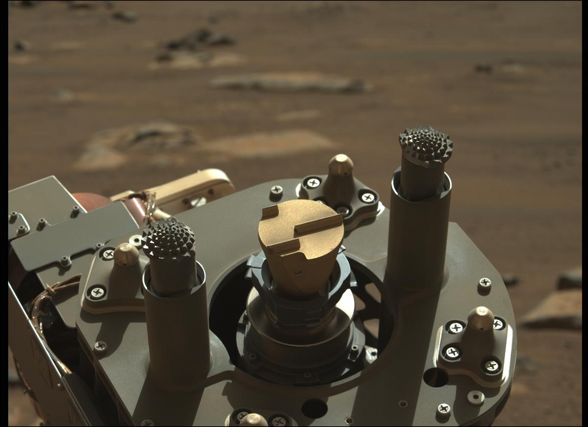 This image was taken by MCZ_LEFT onboard NASA's Mars rover Perseverance on Sol 185