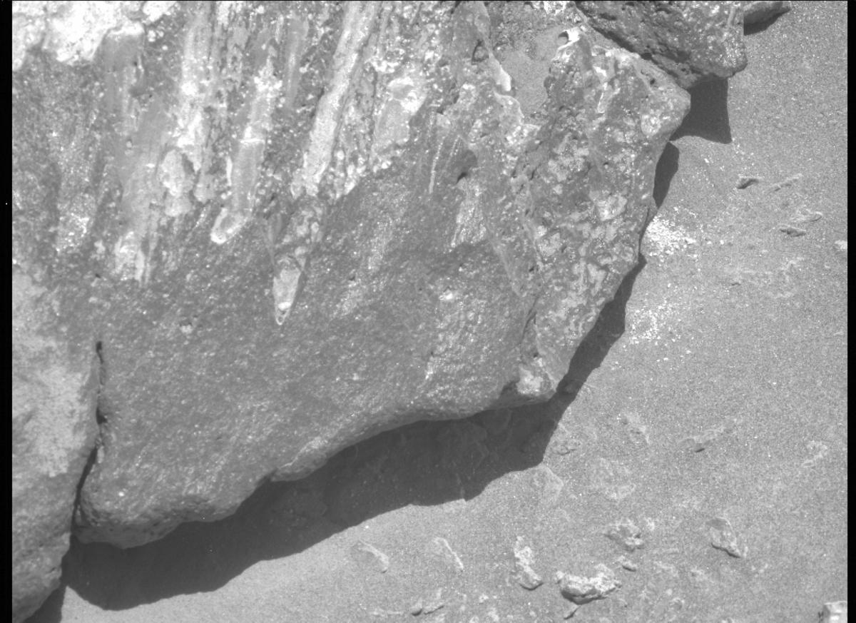 This image was taken by MCZ_LEFT onboard NASA's Mars rover Perseverance on Sol 188