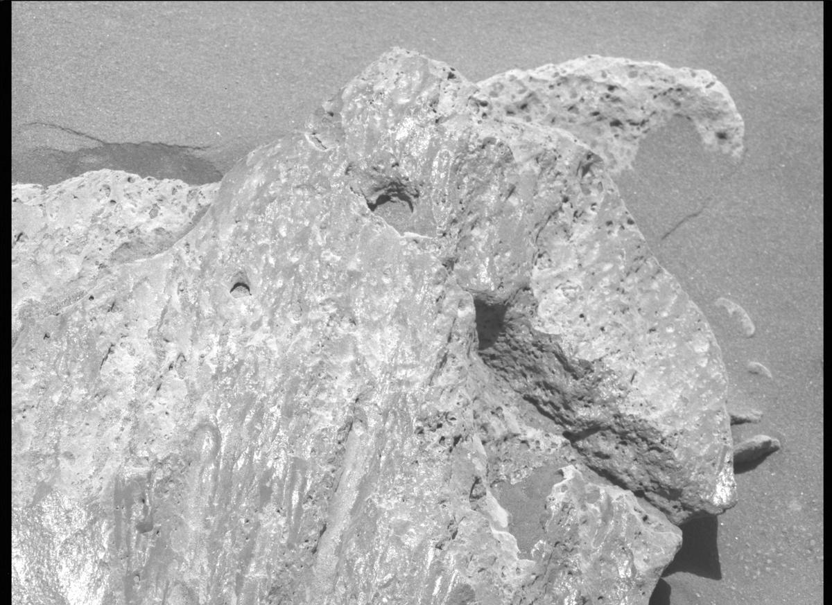 This image was taken by MCZ_LEFT onboard NASA's Mars rover Perseverance on Sol 188