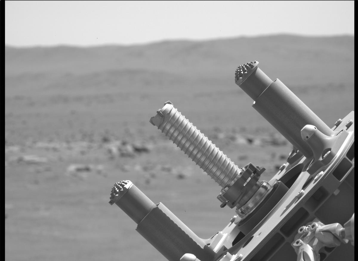 This image was taken by MCZ_LEFT onboard NASA's Mars rover Perseverance on Sol 190