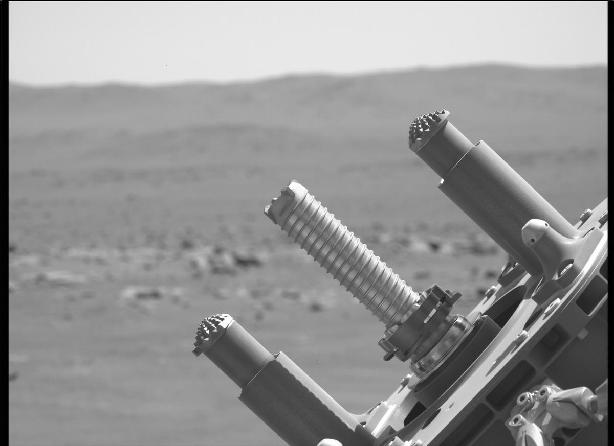 This image was taken by MCZ_LEFT onboard NASA's Mars rover Perseverance on Sol 190
