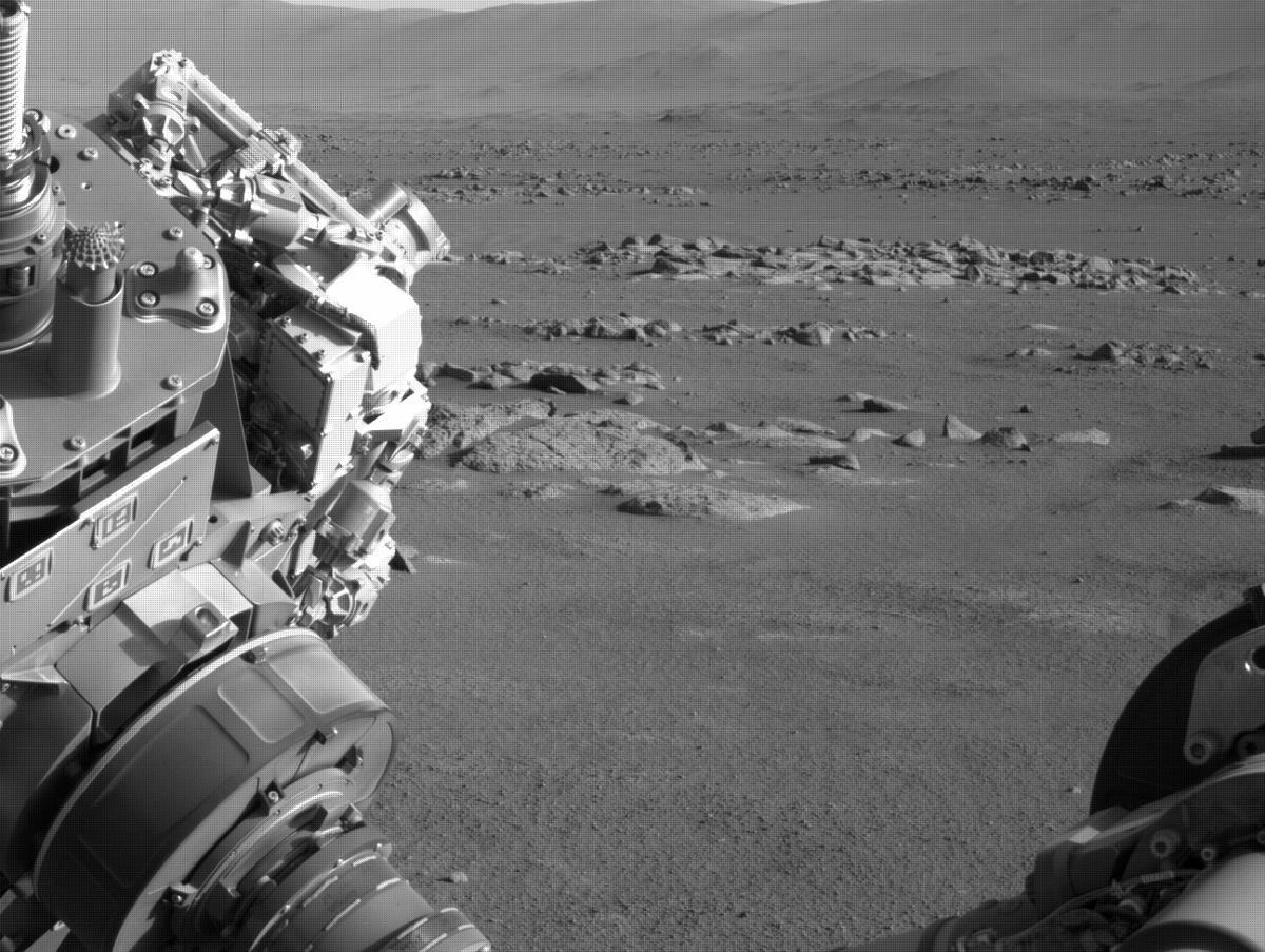 This image was taken by NAVCAM_LEFT onboard NASA's Mars rover Perseverance on Sol 196