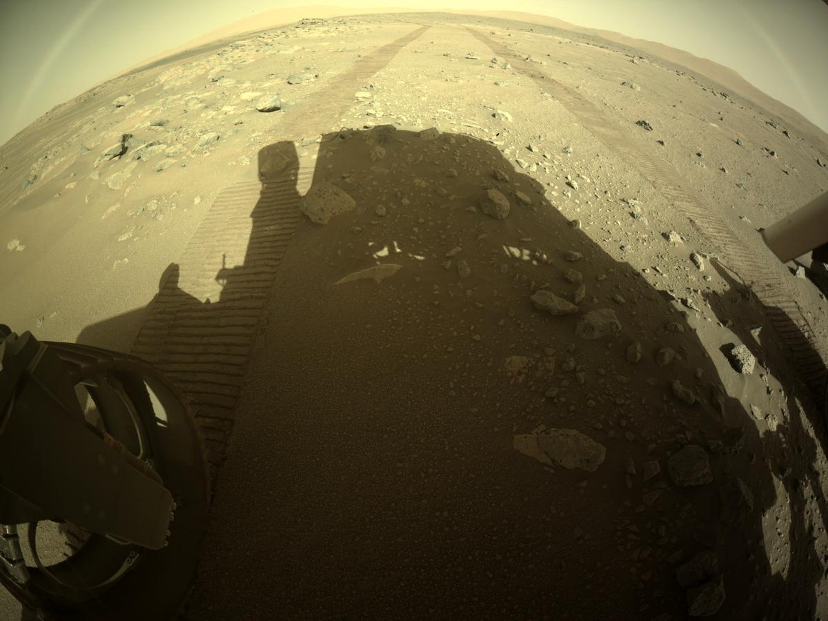 This image was taken by REAR_HAZCAM_LEFT onboard NASA's Mars rover Perseverance on Sol 200