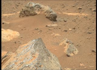 View image taken on Mars, Mars Perseverance Sol 201: Right Mastcam-Z Camera