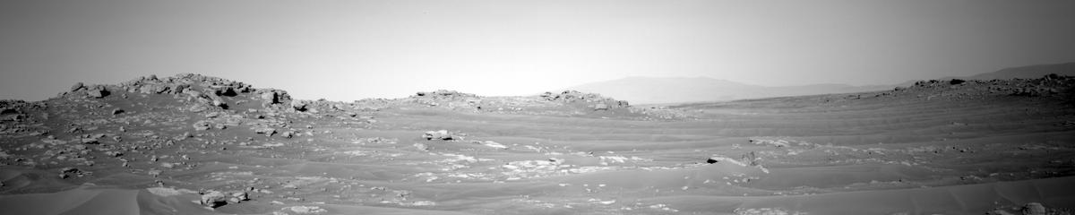 This image was taken by NAVCAM_LEFT onboard NASA's Mars rover Perseverance on Sol 202
