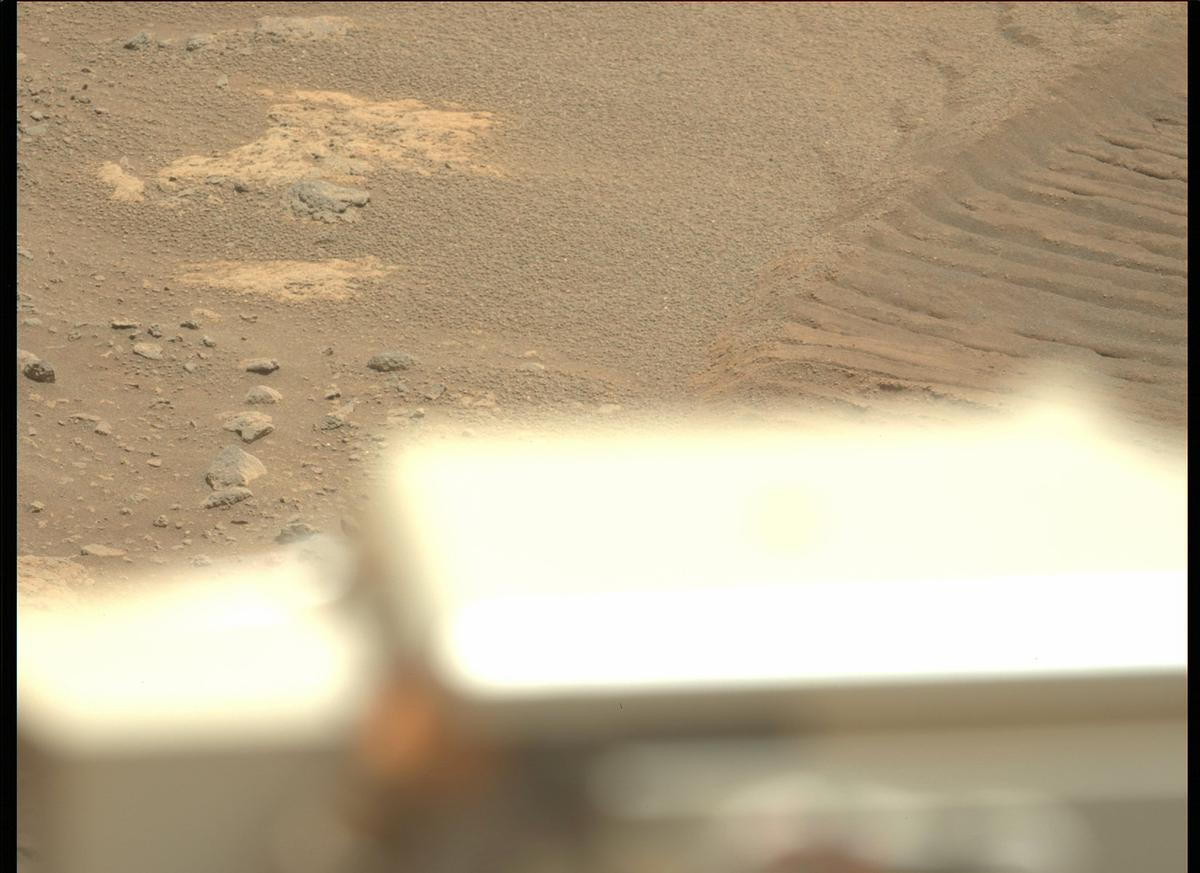 This image was taken by MCZ_LEFT onboard NASA's Mars rover Perseverance on Sol 209