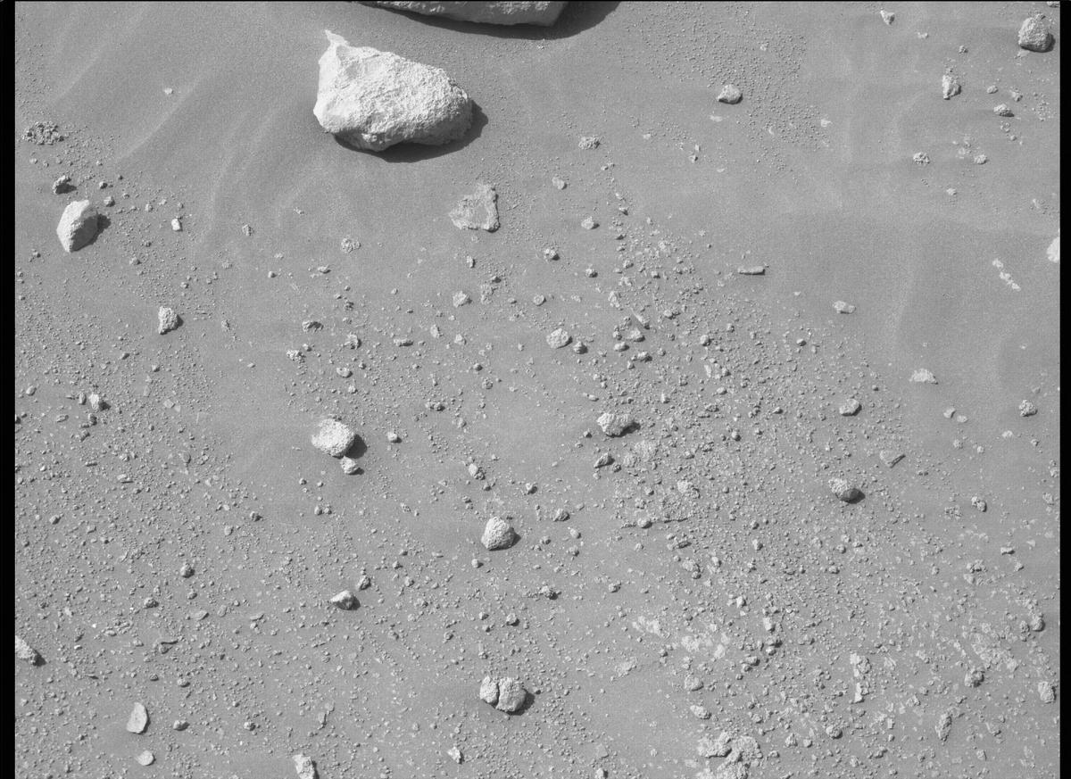 This image was taken by MCZ_RIGHT onboard NASA's Mars rover Perseverance on Sol 209