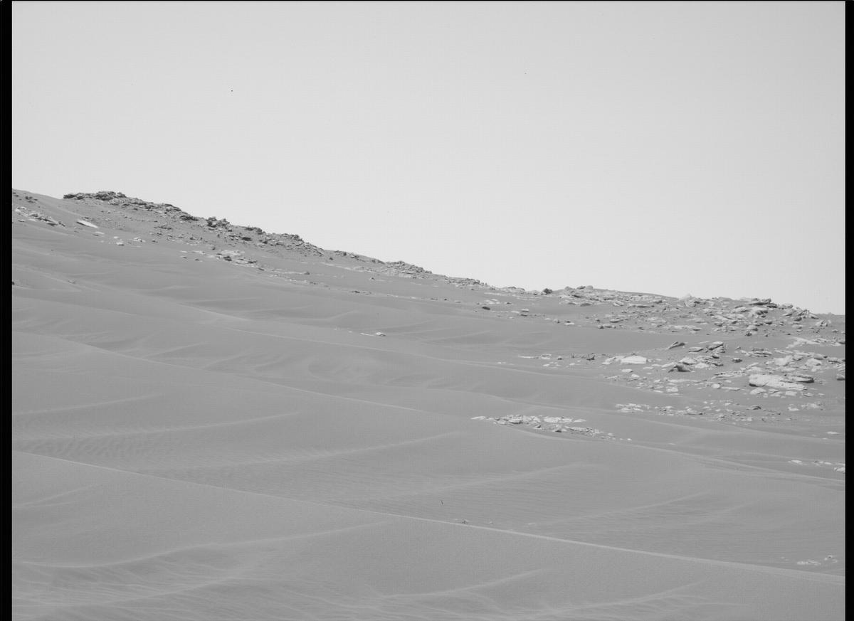 This image was taken by MCZ_LEFT onboard NASA's Mars rover Perseverance on Sol 213