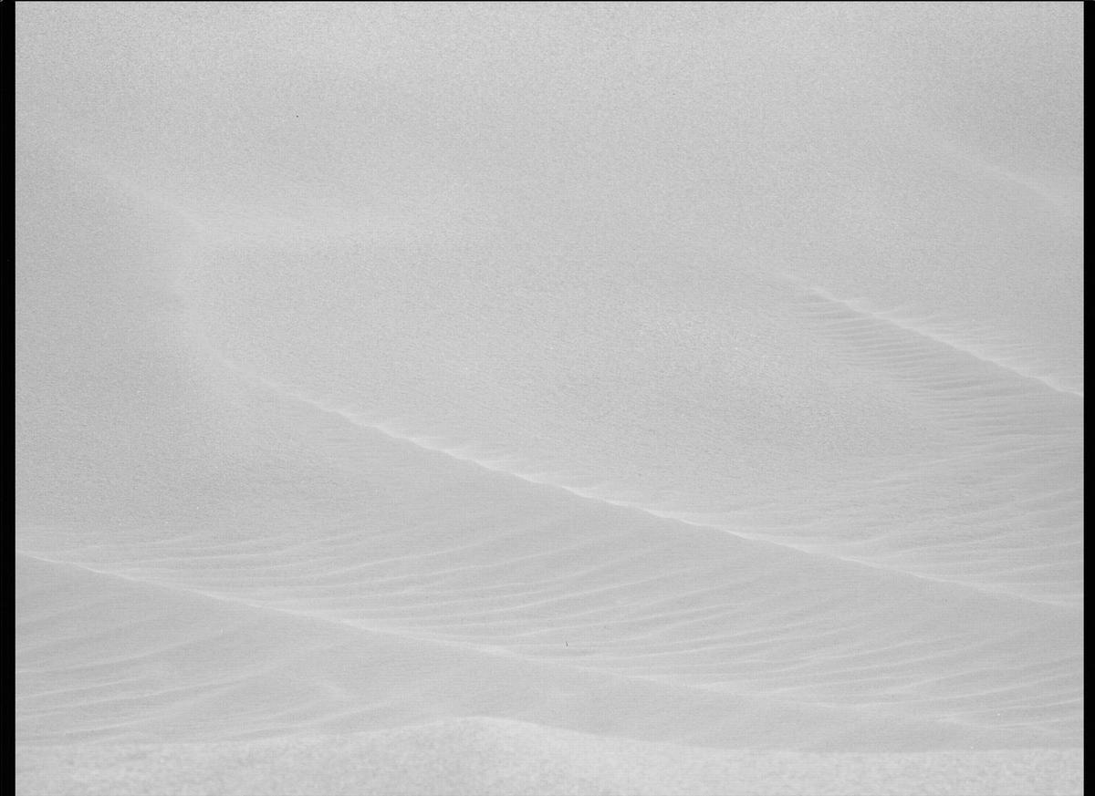 This image was taken by MCZ_LEFT onboard NASA's Mars rover Perseverance on Sol 214