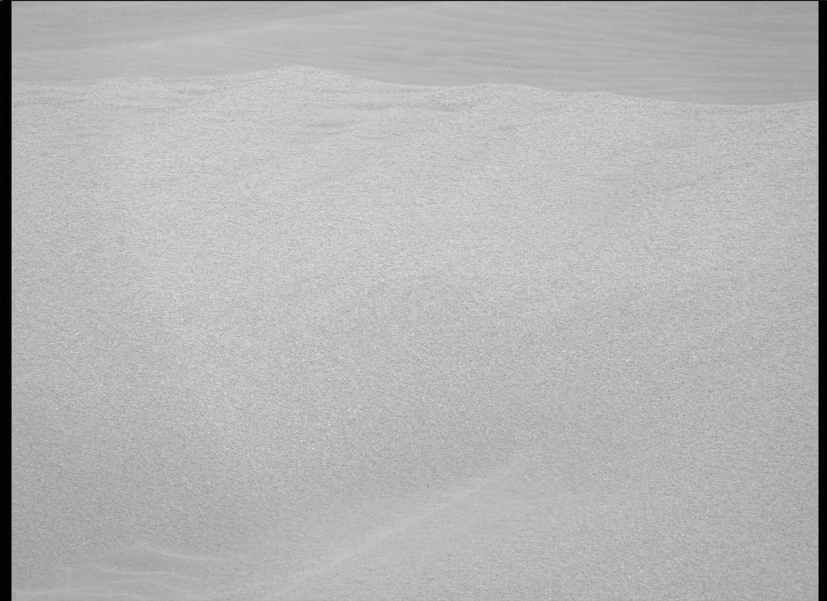 This image was taken by MCZ_LEFT onboard NASA's Mars rover Perseverance on Sol 214