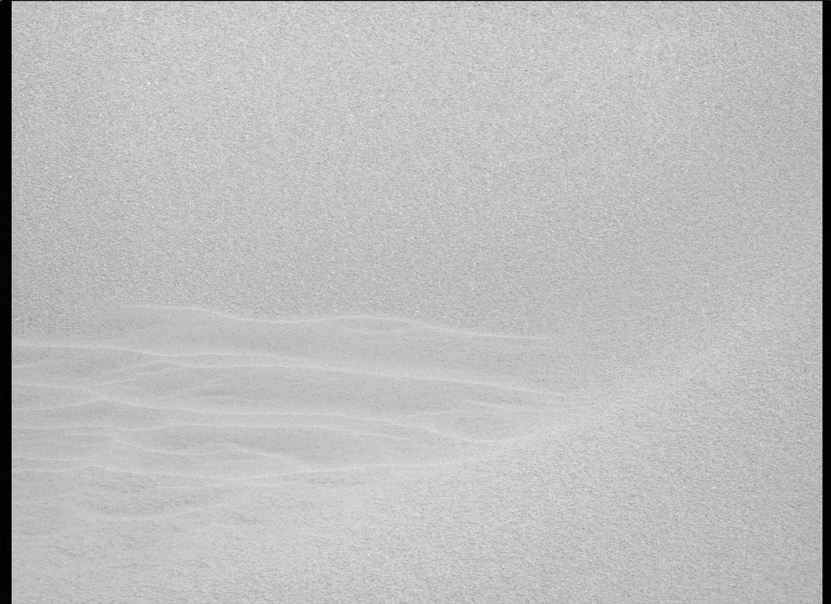 This image was taken by MCZ_LEFT onboard NASA's Mars rover Perseverance on Sol 214