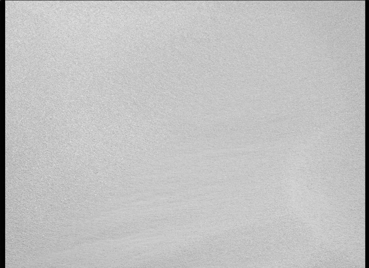 This image was taken by MCZ_LEFT onboard NASA's Mars rover Perseverance on Sol 214