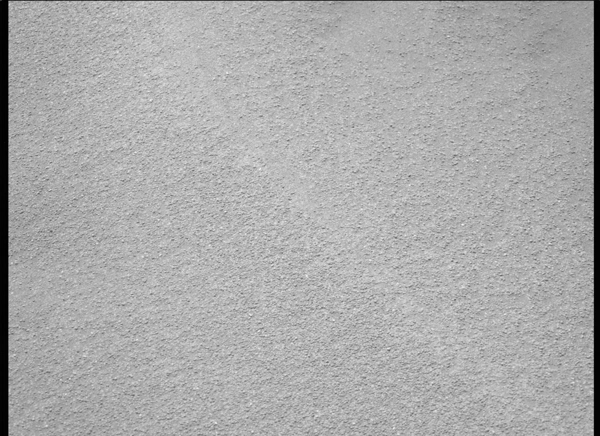 This image was taken by MCZ_LEFT onboard NASA's Mars rover Perseverance on Sol 214